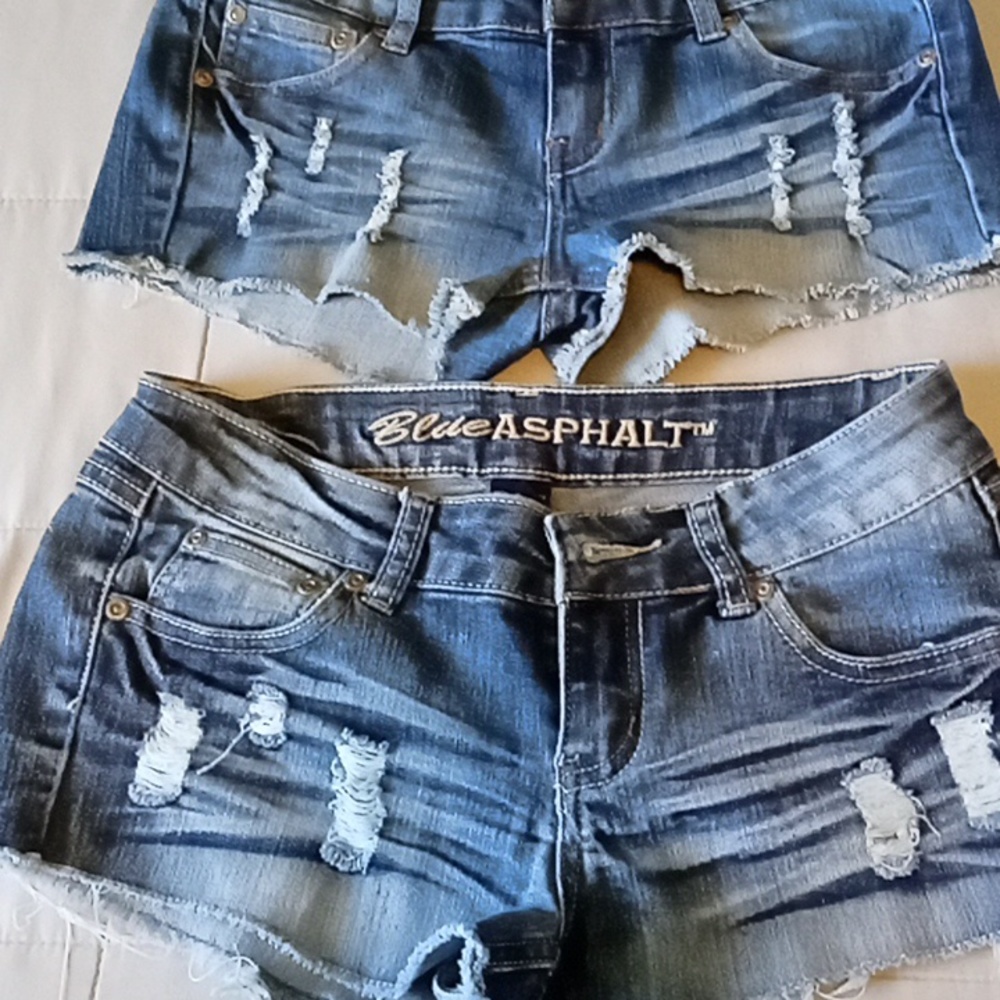 Blue asphalt shorts